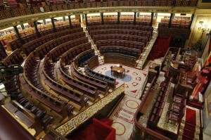 3 meses de vacaciones en el congreso de los diputados